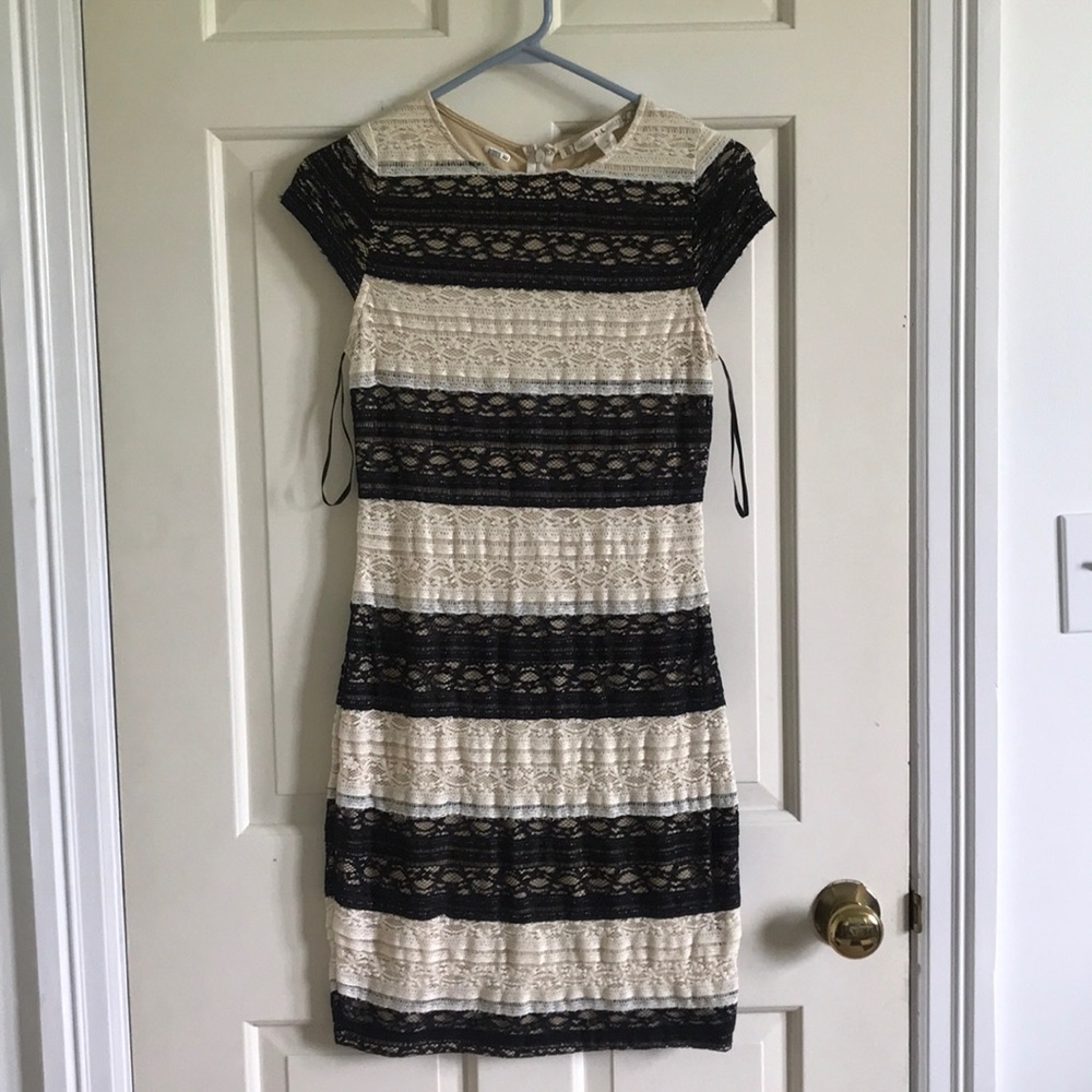 Chelsea& Violet Lace striped form fitting dress
